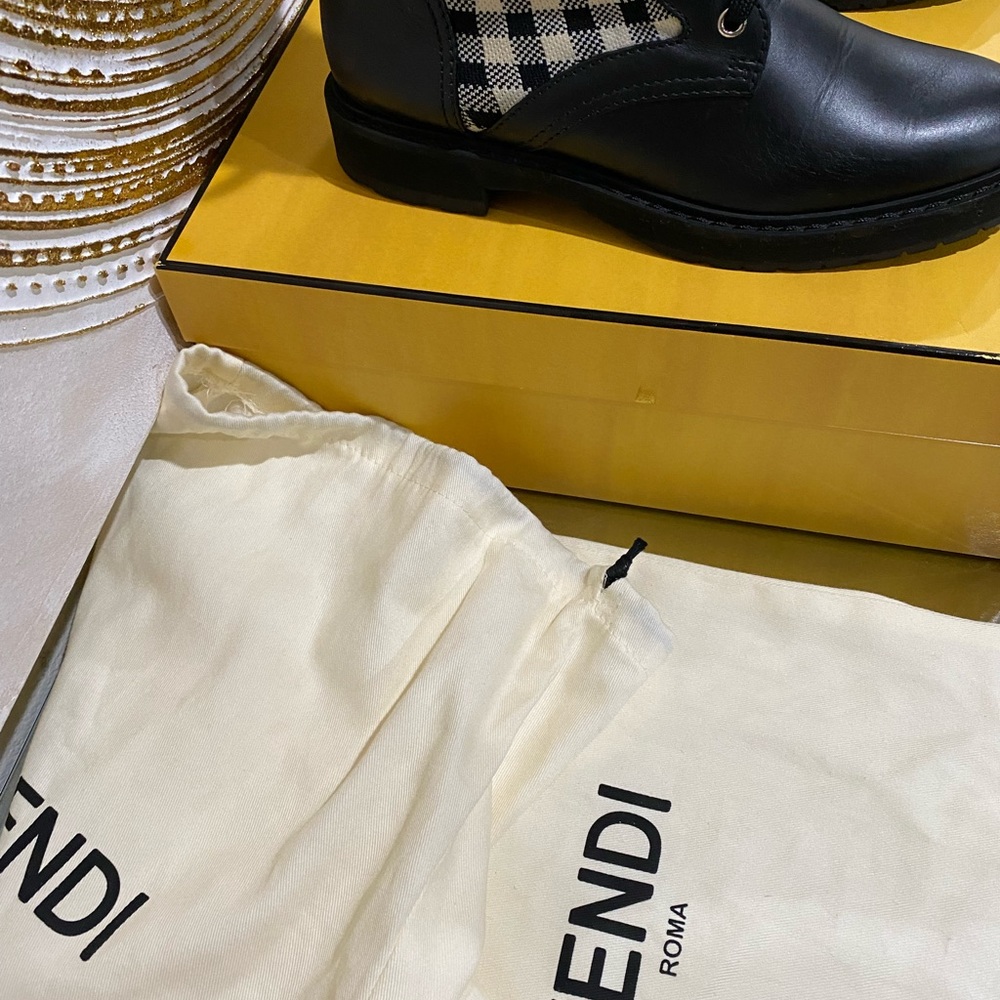 Fendi combat boot - Picture 4 of 9